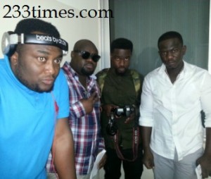 Sarkodie with Management on their way to Manhyia Palace