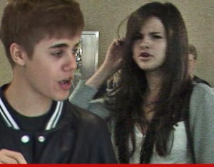 0402-bieber-gomez-tmz-2