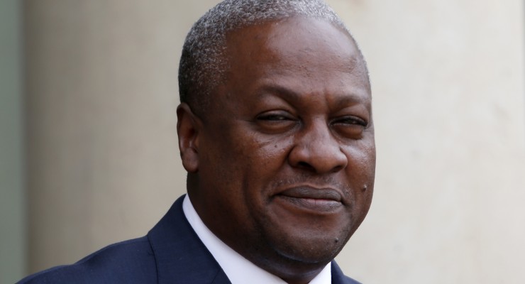 Ghana's President John Dramani Mahama arrives for a meeting with France's President at the Elysee Palace in Paris