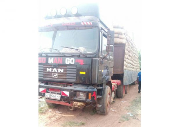 The-articulated-truck-used-for-the-trasportation-of-the-stolen-cocoa-from-Asmura