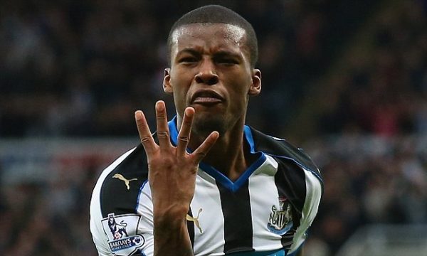 NEWCASTLE UPON TYNE, ENGLAND - OCTOBER 18:  Georginio Wijnaldum of Newcastle United celebrates as he scores their sixth goal and his fourth during the Barclays Premier League match between Newcastle United and Norwich City at St James' Park on October 18, 2015 in Newcastle upon Tyne, England.  (Photo by Alex Livesey/Getty Images)