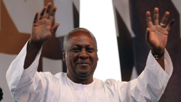 Mahama-hands-up