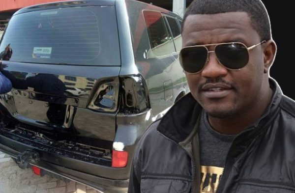 dumelo-and-v8-620x406