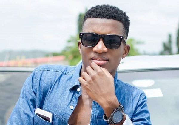 Kofi Kinata