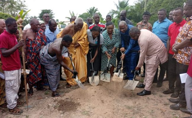 WR Minister cuts sod for construction of prosthetic centre at Supormu Dunkwa
