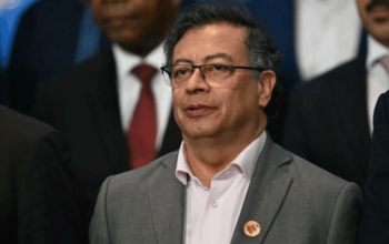 Trump ends aid to Colombia and calls country’s leader a ‘drug leader’